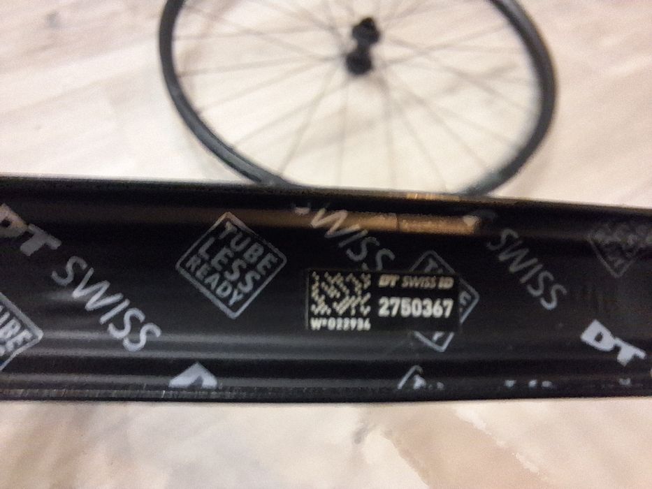 Koła DT Swiss Endurance, jak nowe