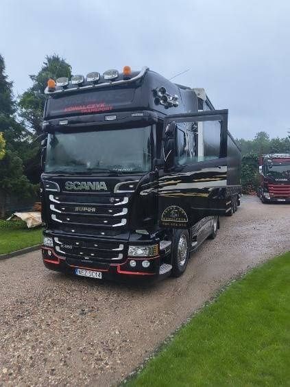 Scania R450 Naczepa Schmitz zestaw