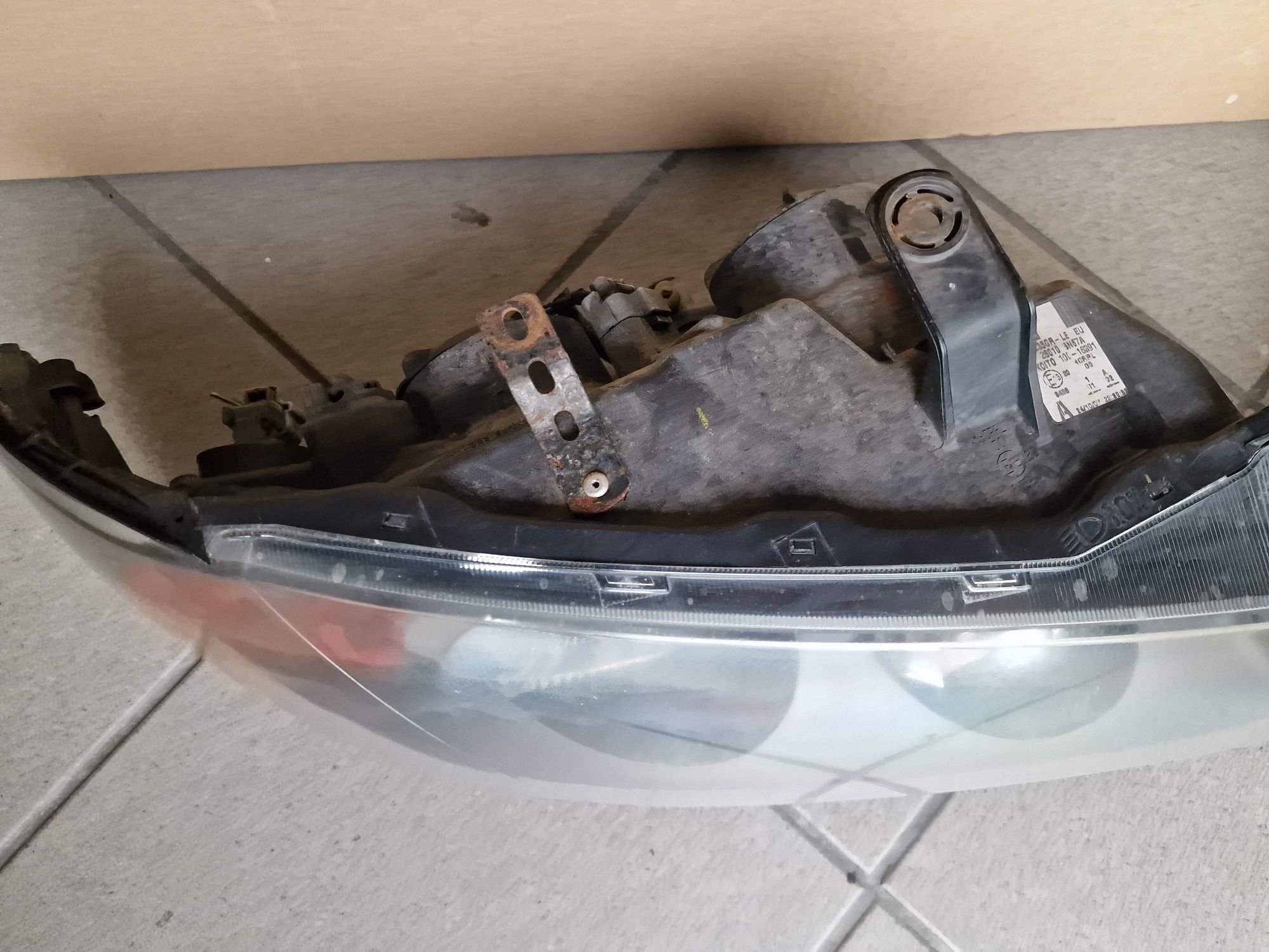 Lampy przód nissan Almera lift N16 komplet