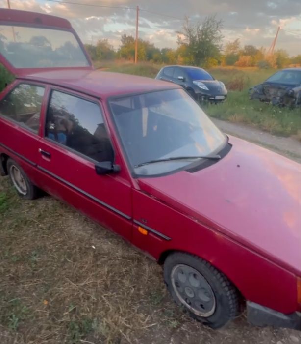Авторазборка запчасти ЗАЗ 1102 таврия славута дана сенс розборка шрот