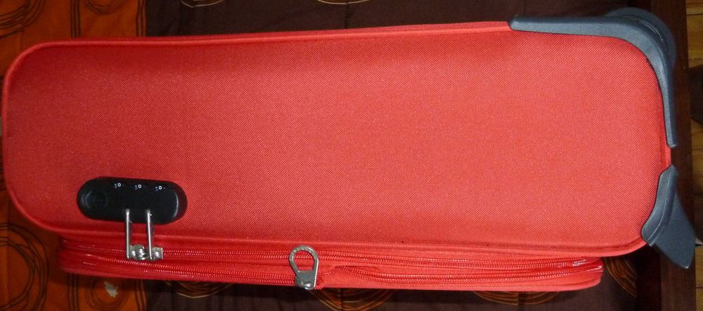 Mala de viagem nova Roncato 52X40X20 cm