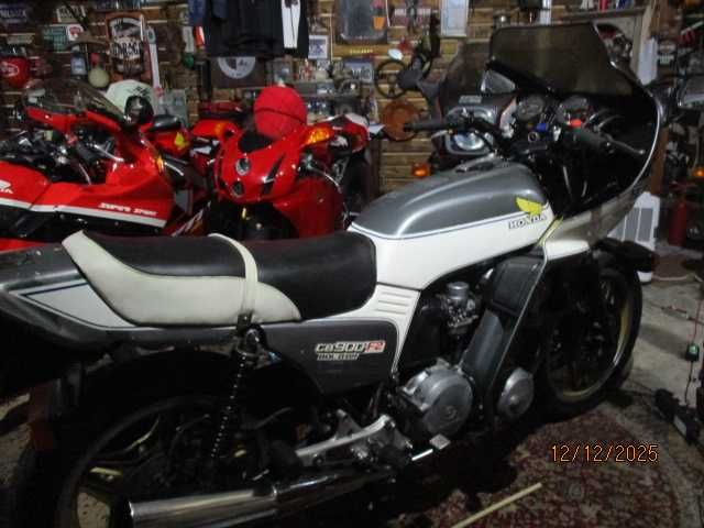 vendo mota honda Bol dor 900 F2