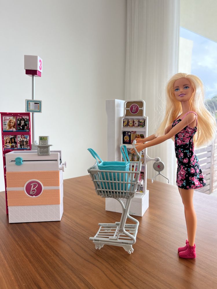 Caixa de supermercado barbie