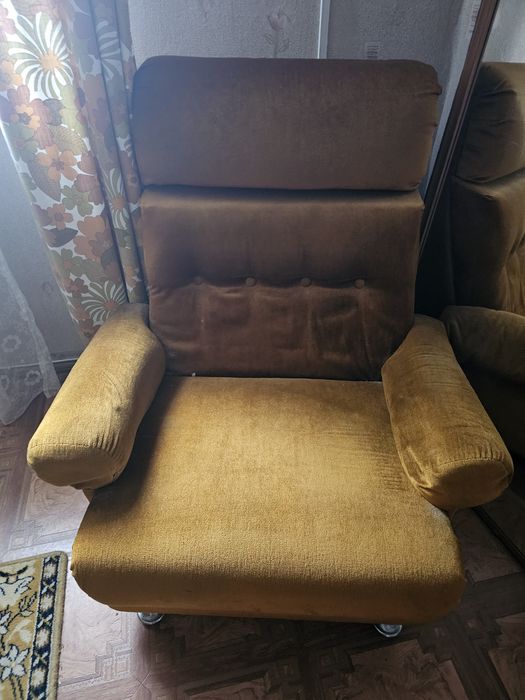 Wyposażenie mieszkania oddam za darmo.