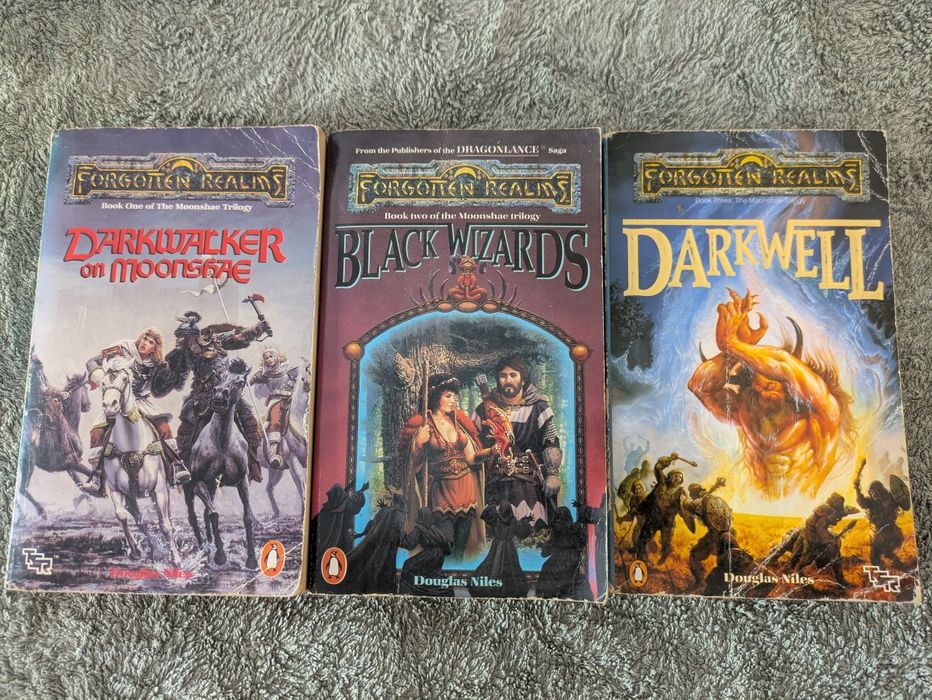 Livros Dragonlance e Forgotten Realms