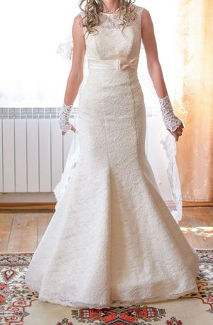 Сукня весільна (стан нової)