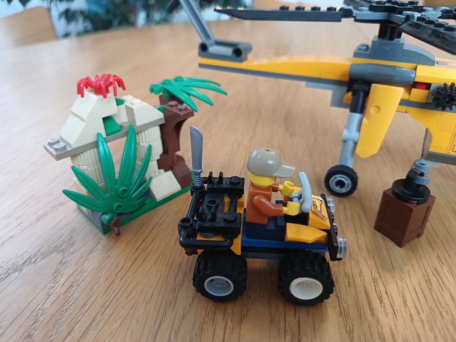 LEGO City Джунглі: вантажний гелікоптер 60158