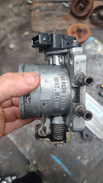 Дросельна заслонка Волга 31105