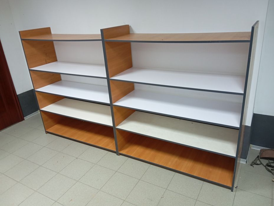 Стол,раскройный и стеллажи