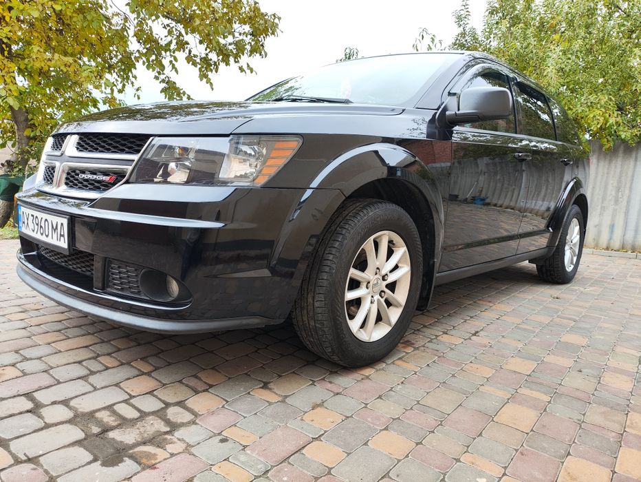 Продам Додж в отличном состоянии 7 мест