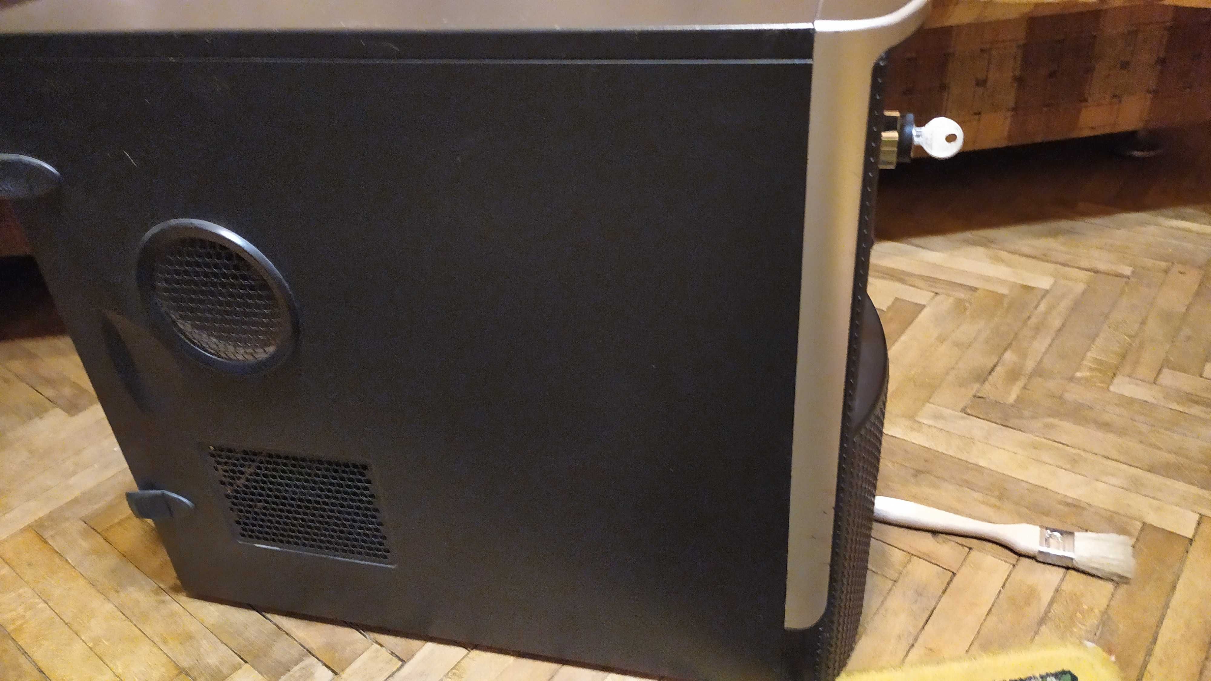Asus M2NE;4Gb DDR2;АM2 3800+;Hdd Samsung 250Gb SATA;Копус ATX