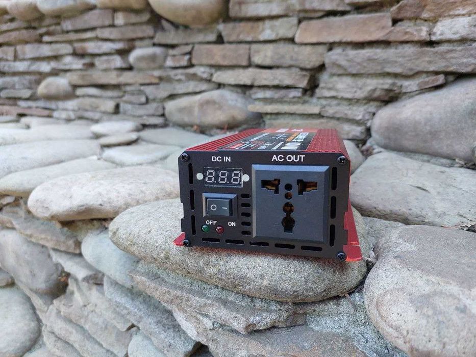 Преобразователь инвертор інвертор 12-220 1000 Чис. синус. Для хол. кот