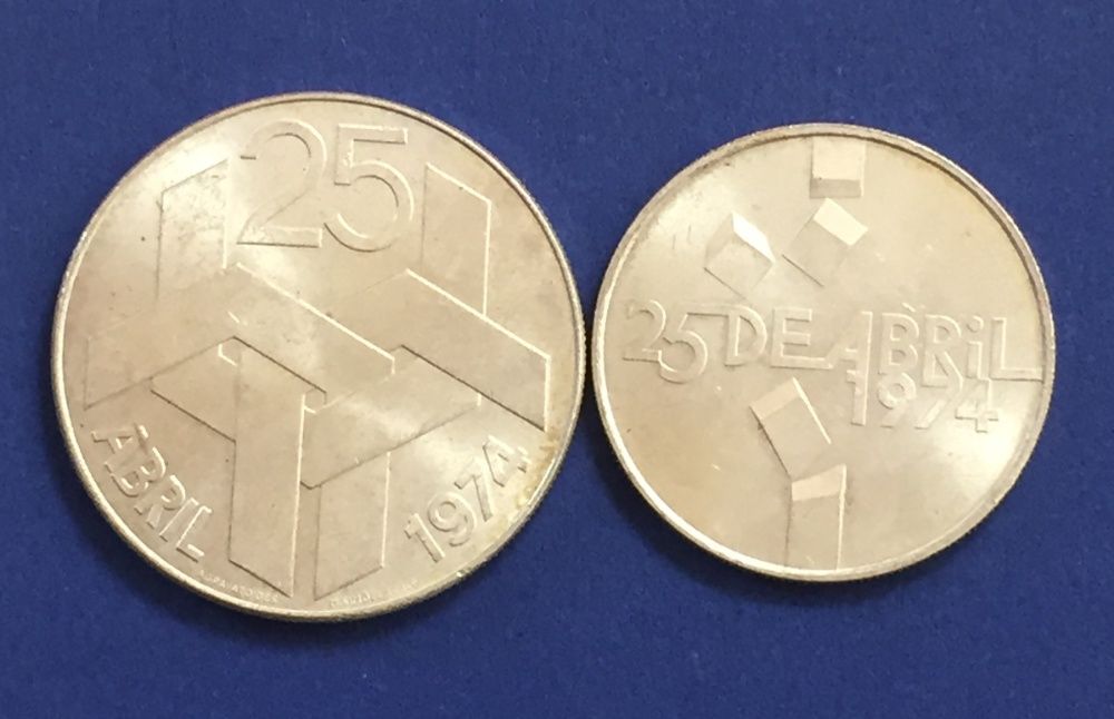 Lote 2 moedas: 100 e 250 escudos - 25 Abril 1974 - prata