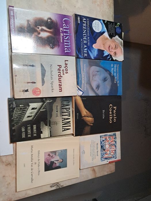 Livros de varios artistas