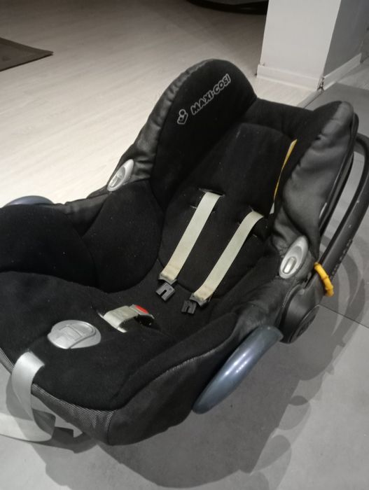 Sprzedam fotelik dla dziecka Maxi Cosi orginalny