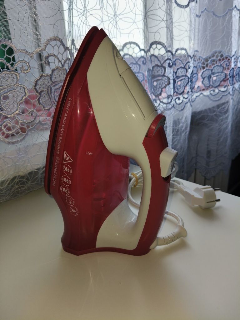 Żelazko Russell Hobbs 2400W na gwarancji