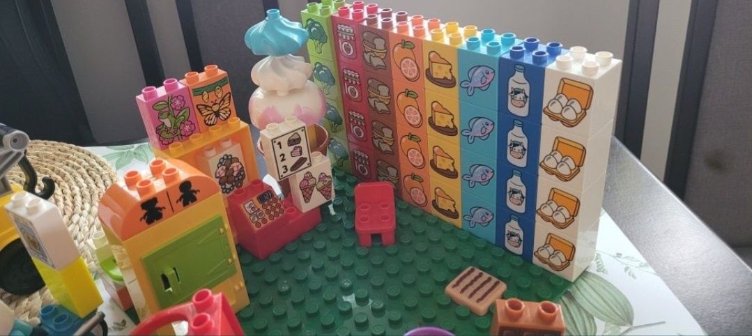 Zestaw LEGO Duplo sklep pojazdy