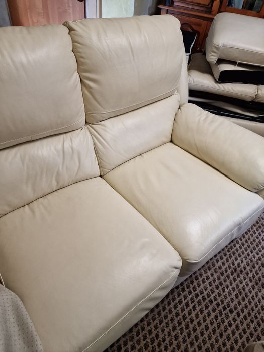 Duży narożnik ze skóry