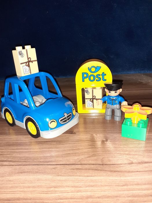 Lego Duplo poczta listonosz samochód