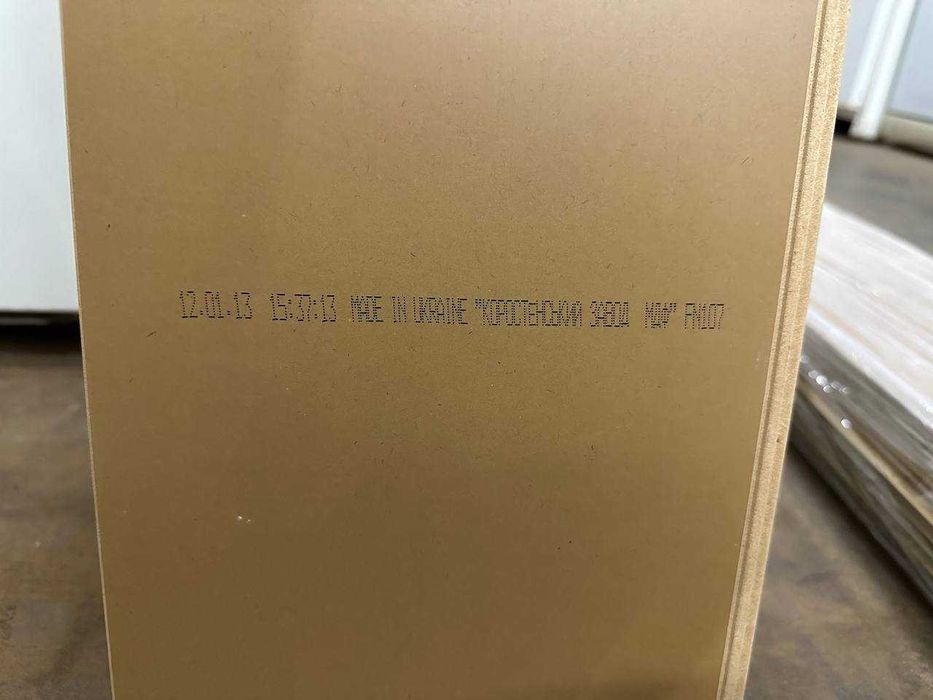 Ламінат Quick-Step Majestic 9,5 мм Дуб лісовий, світло-сірий MJ3547