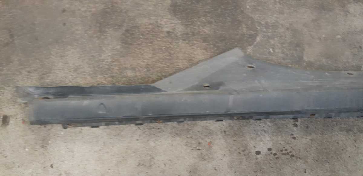 Listwa progowa progu prawa lewa na próg Vw Passat B5 FL LIFT Sedan