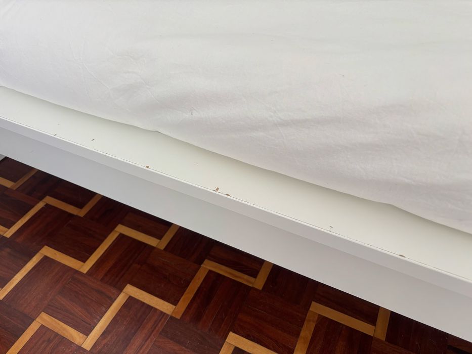 Conjunto: Cama MALM + Colchão - IKEA