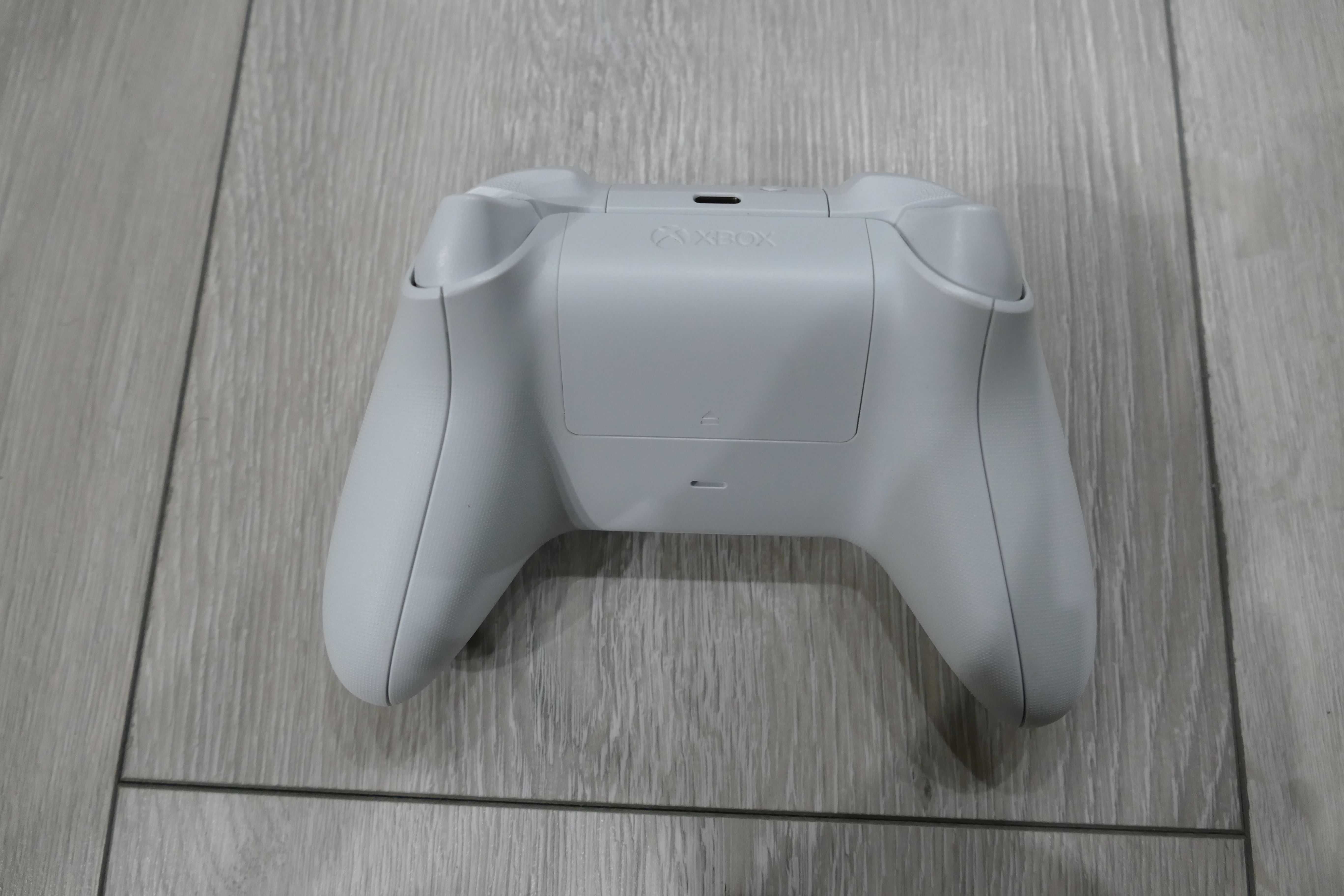 Kontroler pad Xbox series X/S Robot White