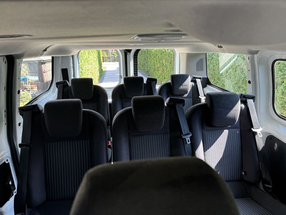 Bus wynajem wypozyczenie Transit Custom 9 osobowy f.vat 23%
