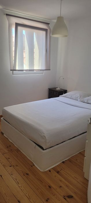 Aluga-se quarto para casal em Belém