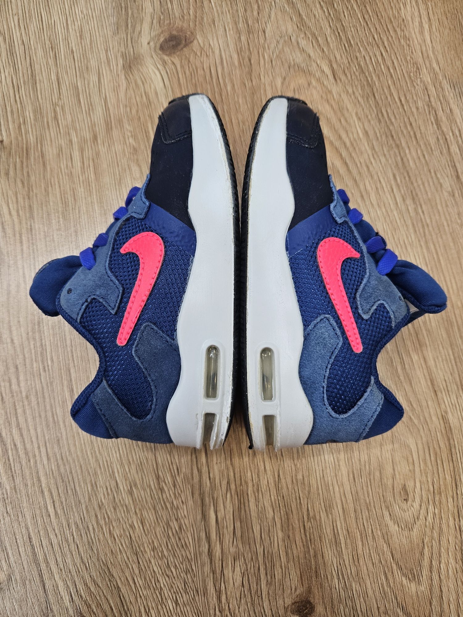 Кросівки nike max air р. 27 (17,5см)