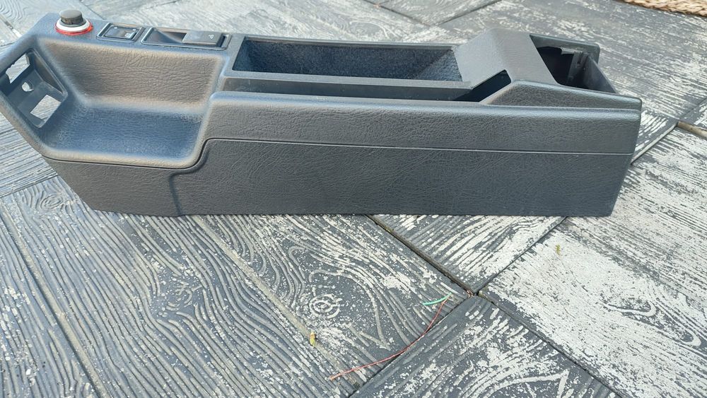 Tunel środkowy Audi 80 cabrio hydraulika