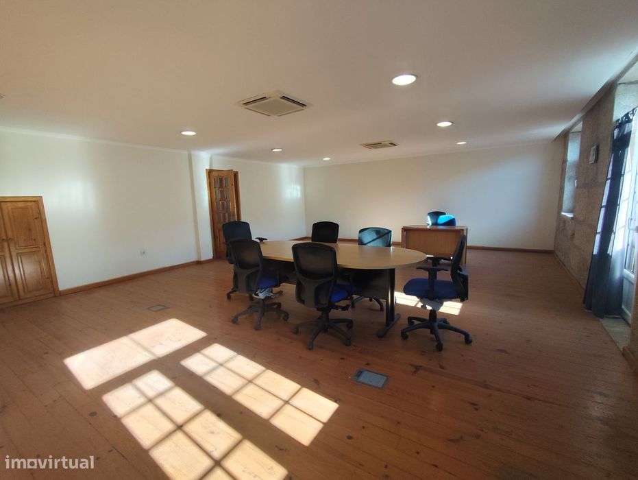 Prédio - Centro de Vouzela