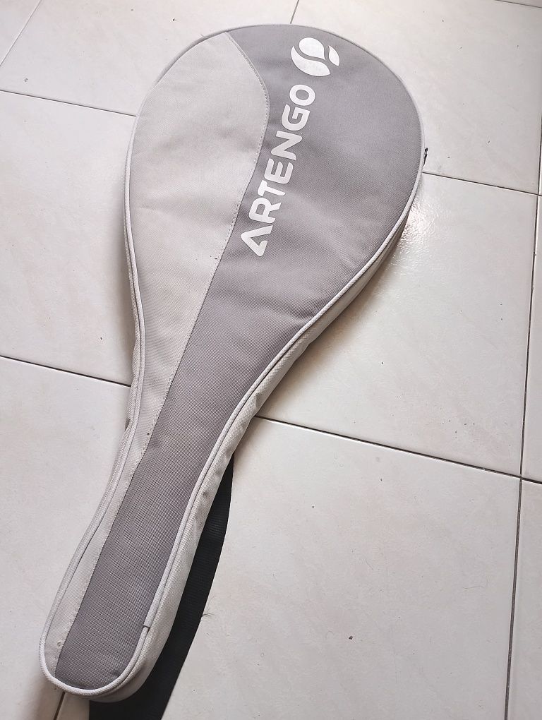 Raquete de Tênis Wilson Federer – Leveza, Potência e Estilo!