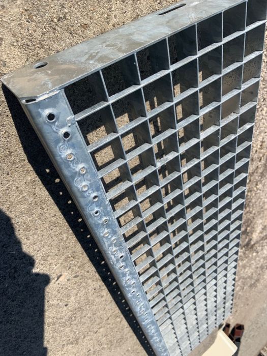 Stopnie stopień schody kratownica 600x240 wema krata ocynk WYSYŁKA