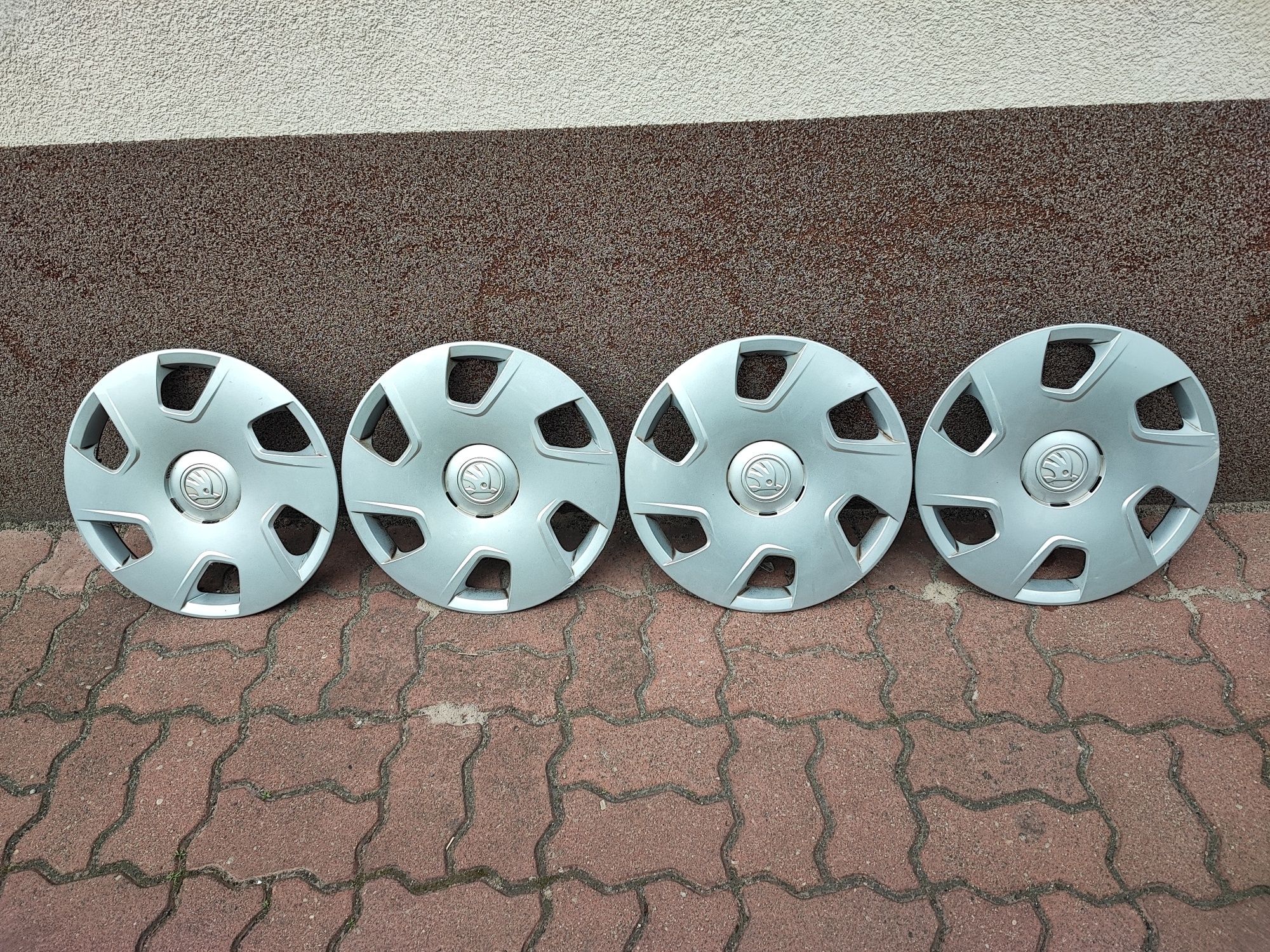 Kołpaki oryginalne SKODA 15" 15 Cali 150zł/komplet Fabia Rapid Octavia
