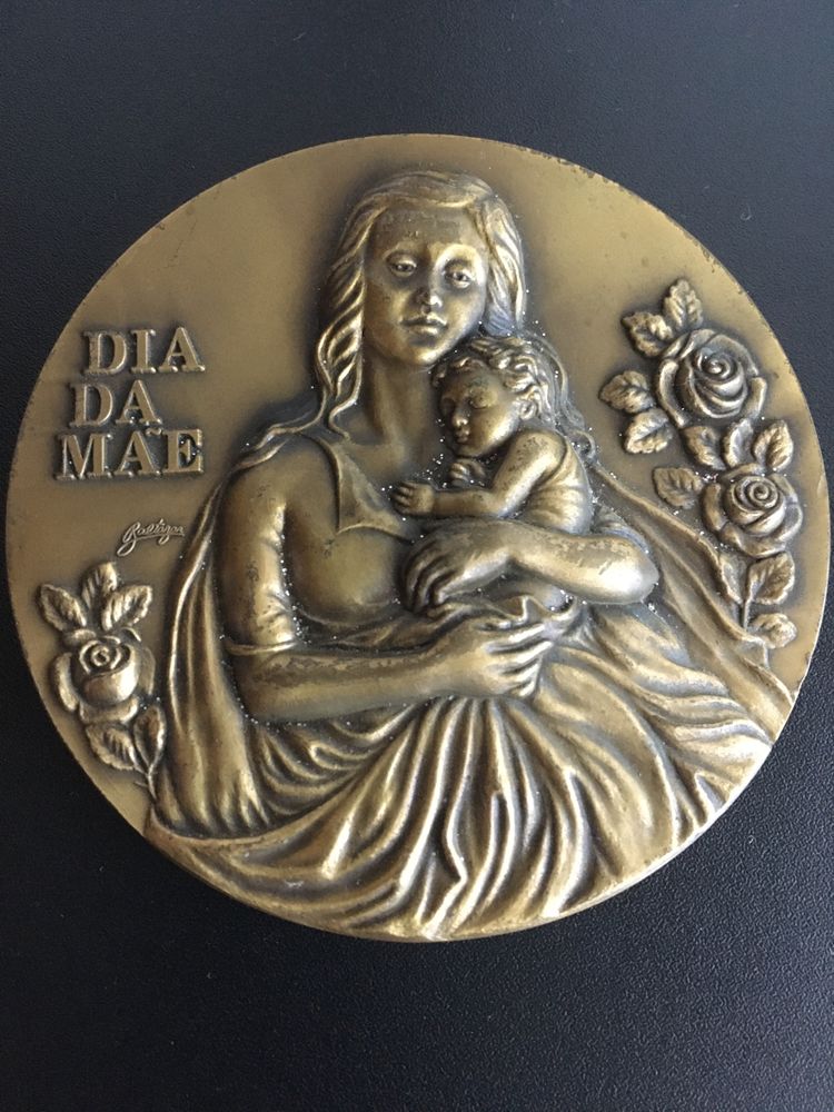Medalhão comemorativo dia da mãe
