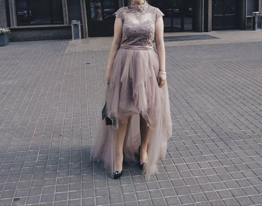 Вечірня сукня на випускний стан ідеал