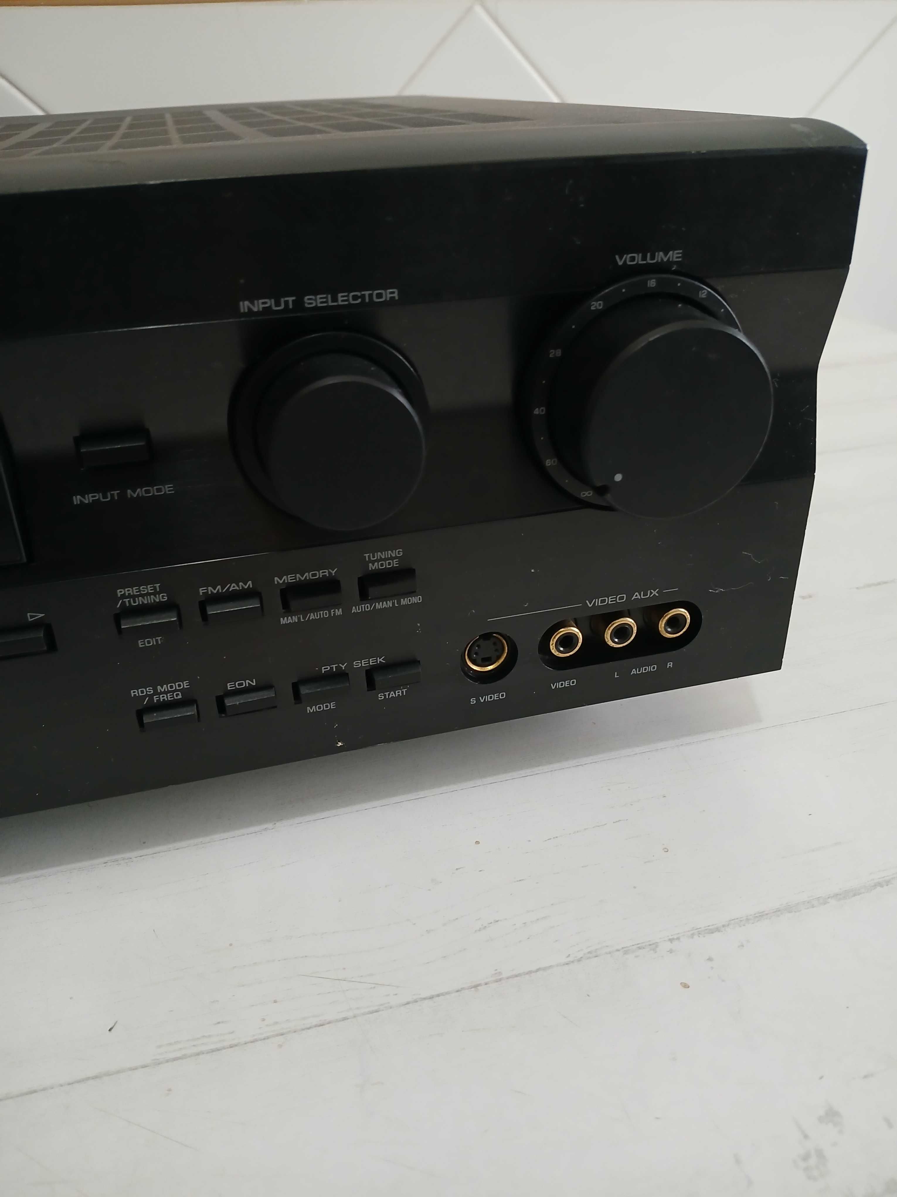 Amplificador YAMAHA RX-V596RDS 100W 5.1 Canais - NÂO LIGA