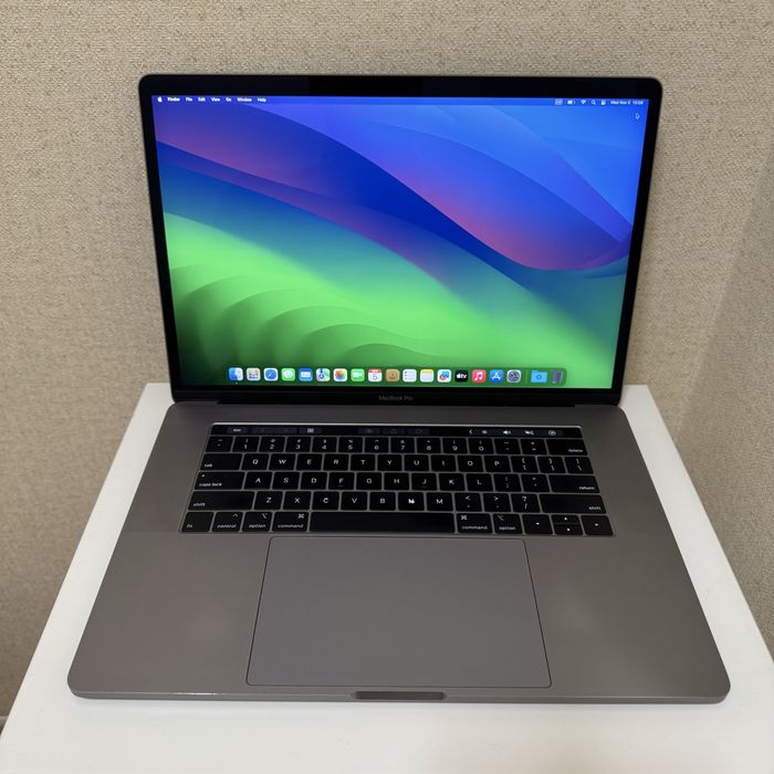 MacBook Pro 15 2019 i7 32Gb 512Gb