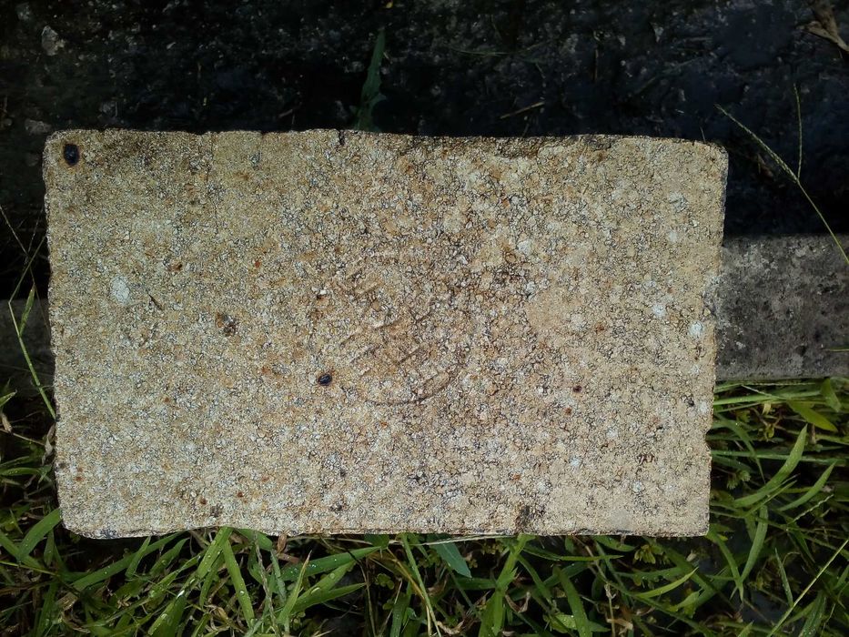 Кирпич огнеупорный