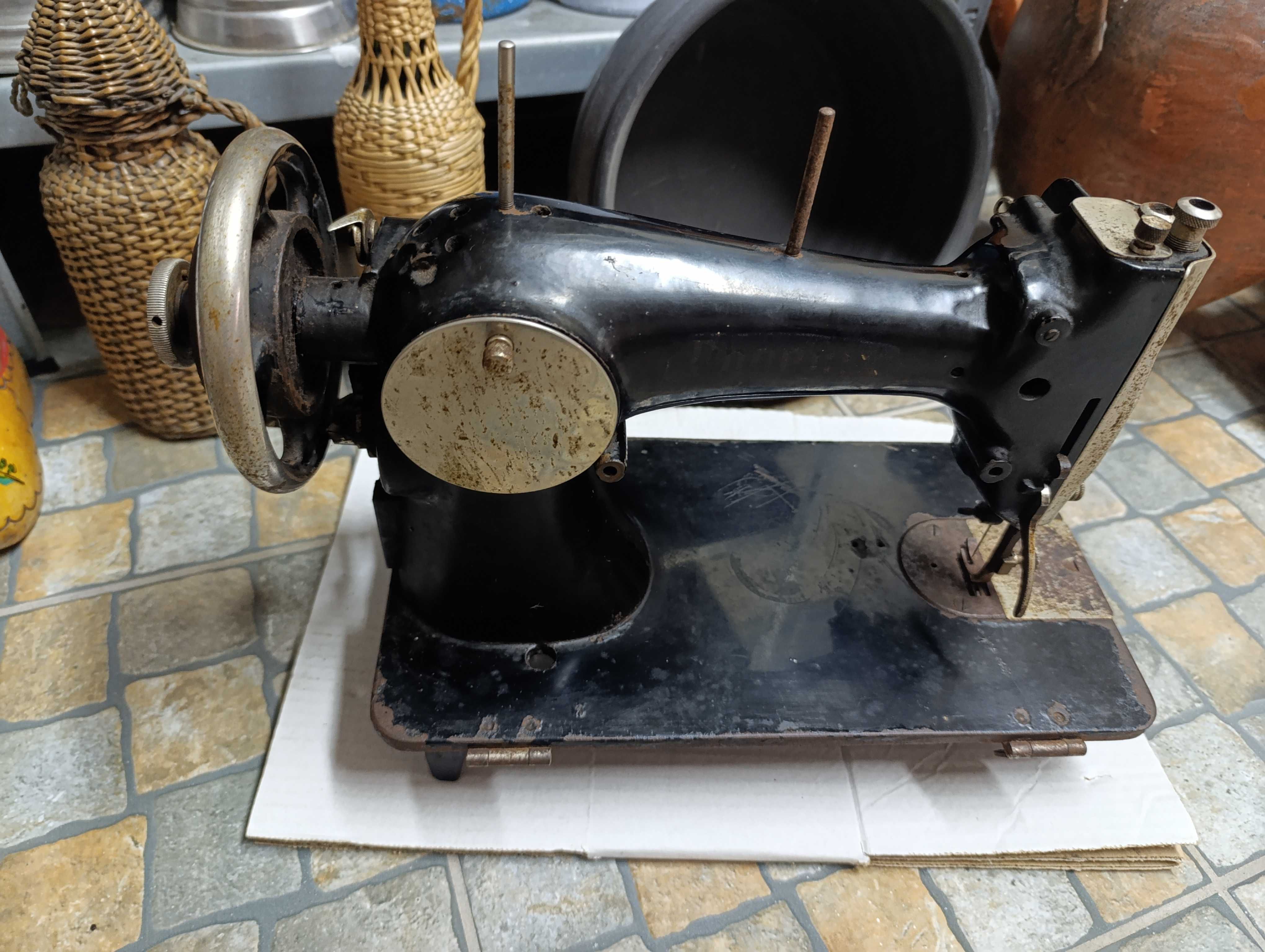 Máquina de costura antiga
