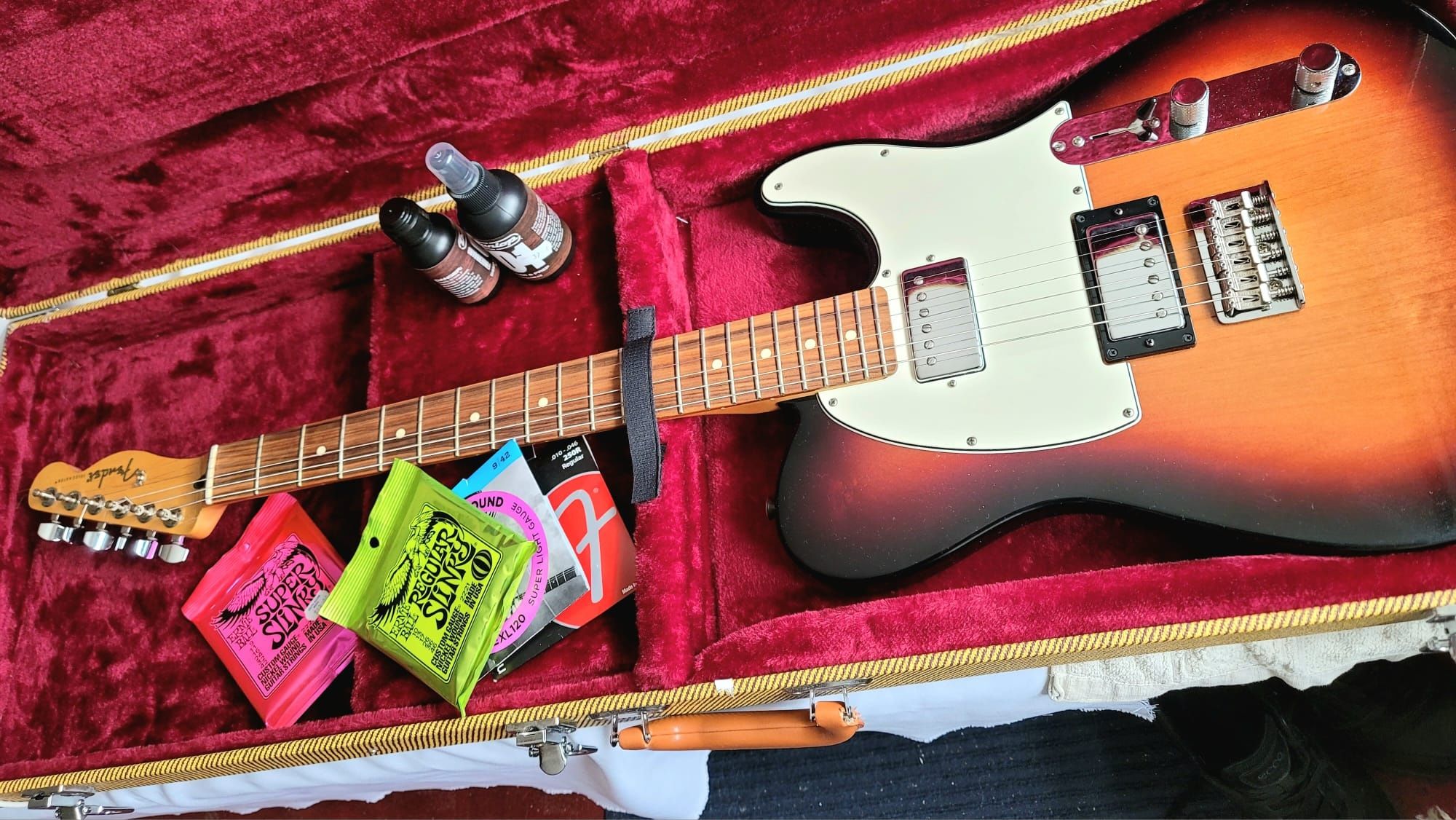 Gitara North American Fender Telecaster With Accessories