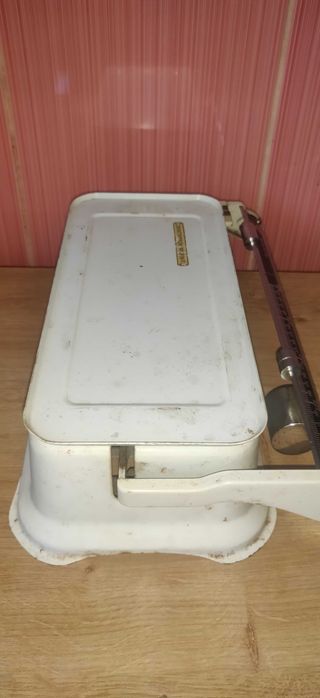 Старые механические рычажные весы STUBE