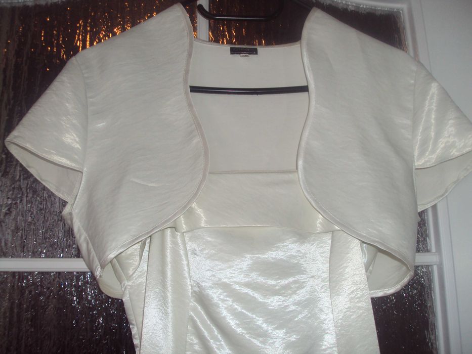 sukienka wizytowa carina 38  ecri