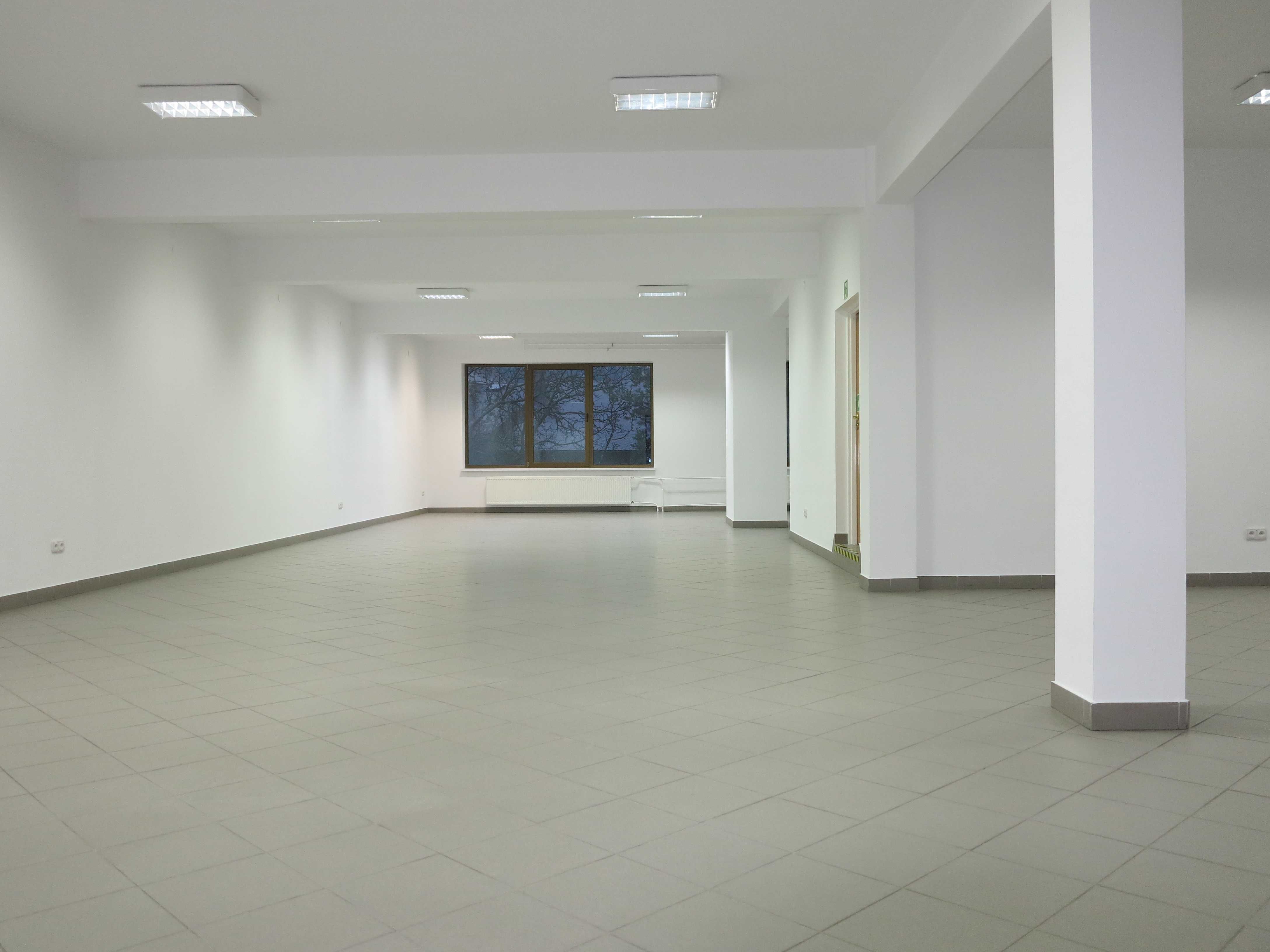 Bochnia centrum lokal handlowy do wynajęcia 197,8m2.