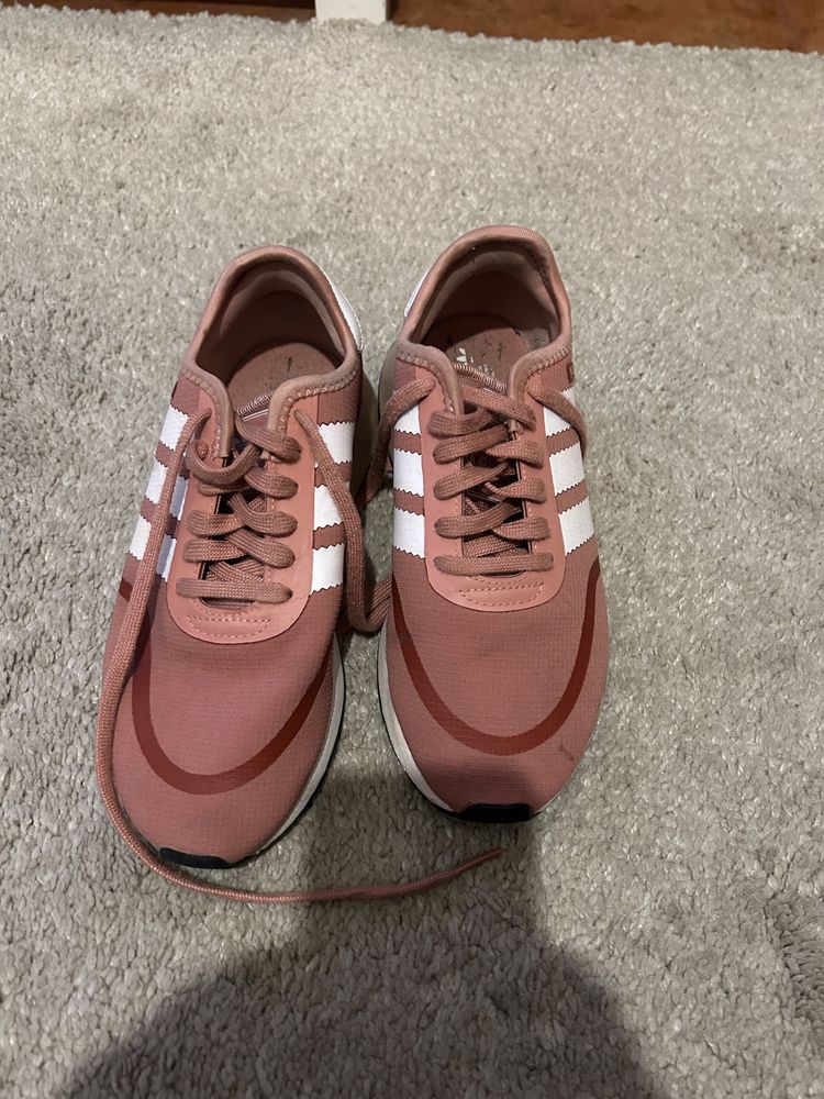 TENIS Adidas Rosa em óptimo estado