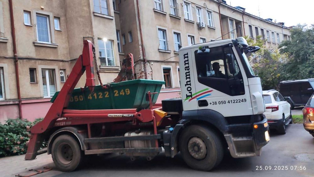 Сміттєвоз вивіз  відходів будівельного ремонтного сміття  контейнером