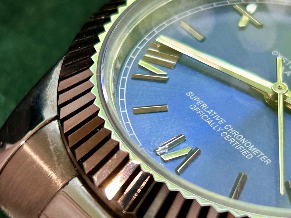 Часы механические с автоподзаводом