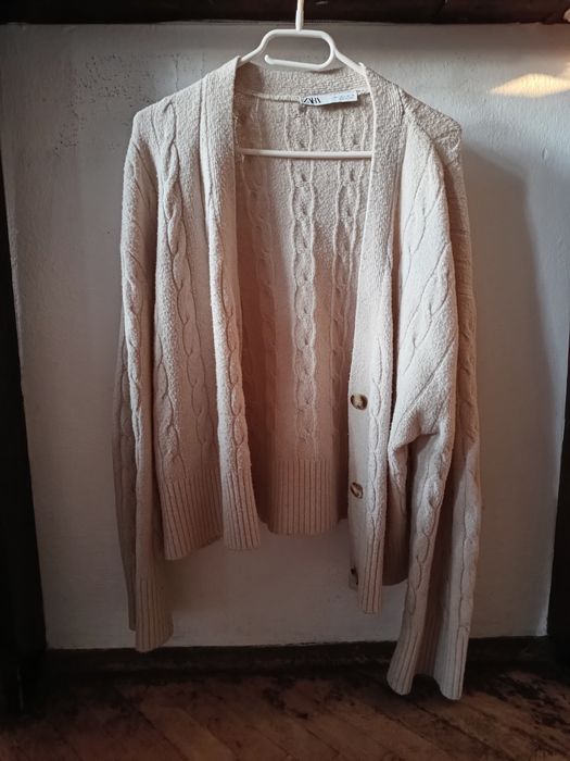 Damski sweter rozpinany beżowy