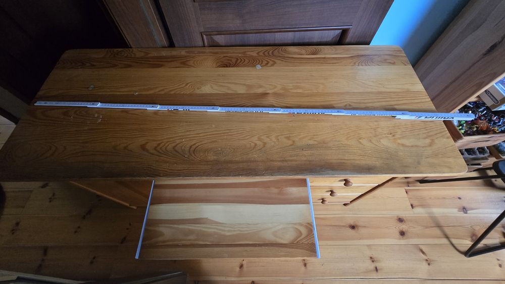 Biurko sosnowe 135x55
